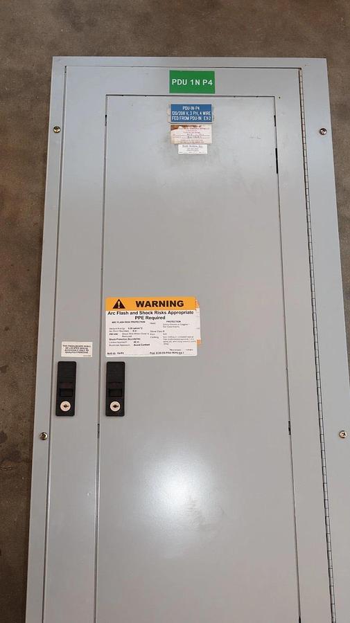 Used General Electric GE ASeries 400A Panelboard Panel AQF3424JBX 208y/120v 3ph 4w 42