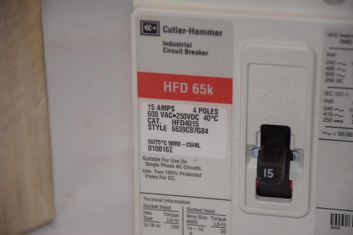 CUTLER HAMMER Circuit Breaker HFD65k HFD4015 15A 15 Amp 600v 4p Therm Mag NEW