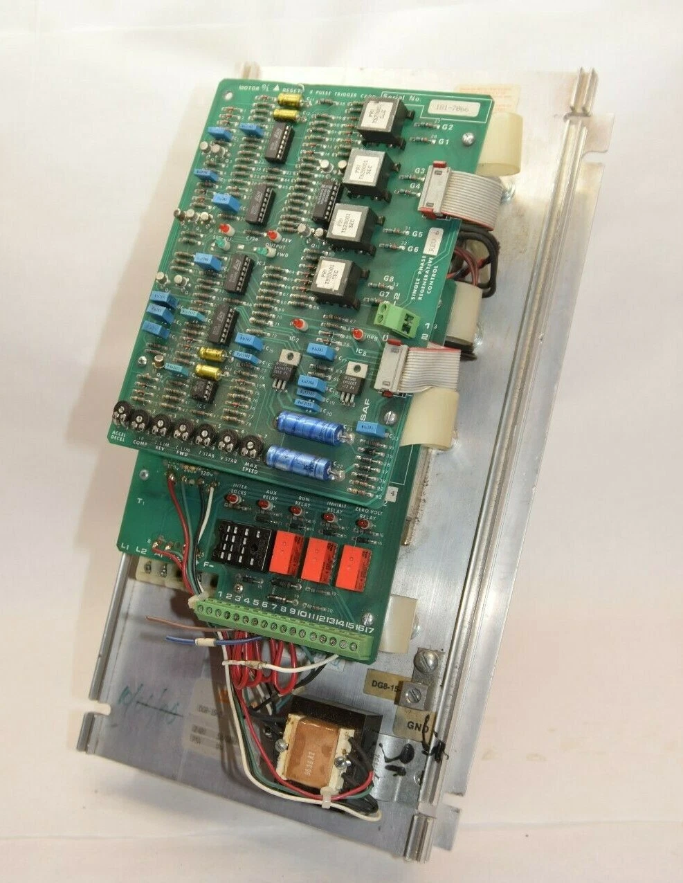 Used SAF DRIVE SYSTEMS INC DG8-15-2 181-7066 240V 50/60Hz 25A 1Ph 0-180Vdc DC Drive