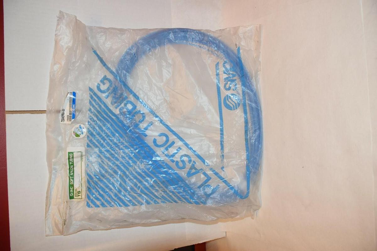 NEW SMC TS0425BU-20 TS MODEL SOFT NYLON TUBING