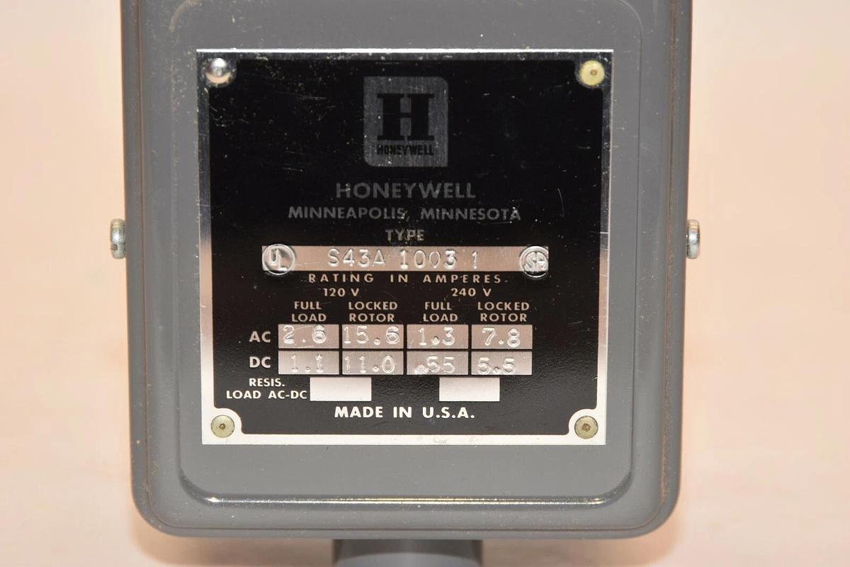 (NEW) HONEYWELL S43A 1003 1 S43A10031 120/240V 2 Wire Sail Switch