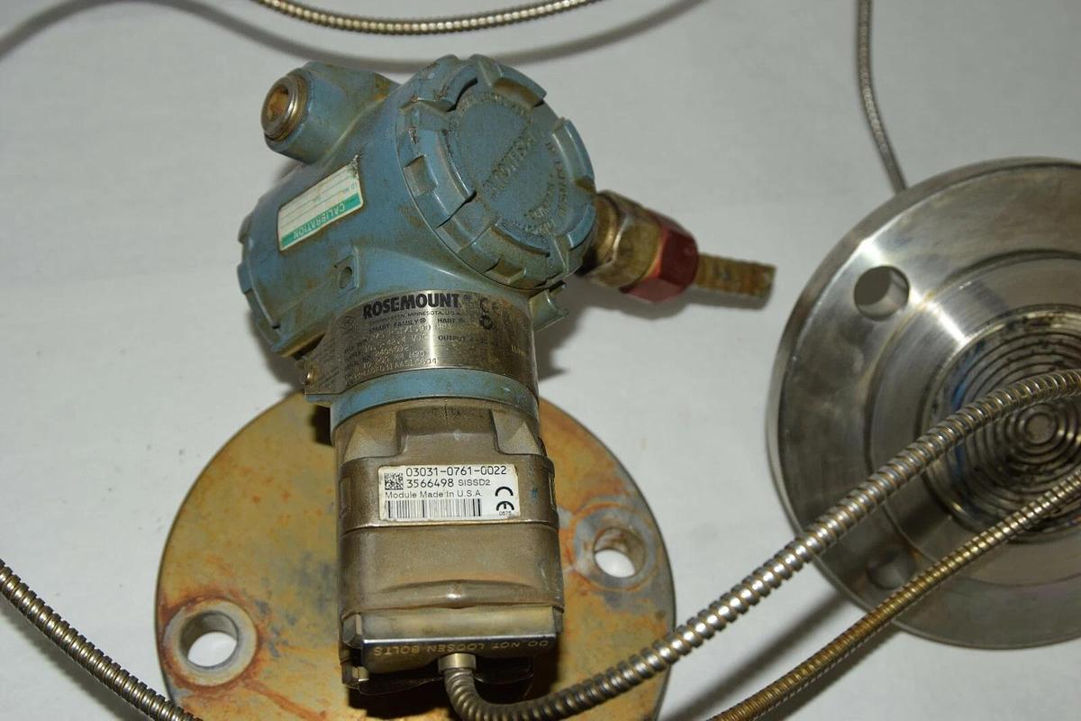 Used ROSEMOUNT Smart Family 03031-0001-0002 03031-0761-0022 Pressure Transmitter