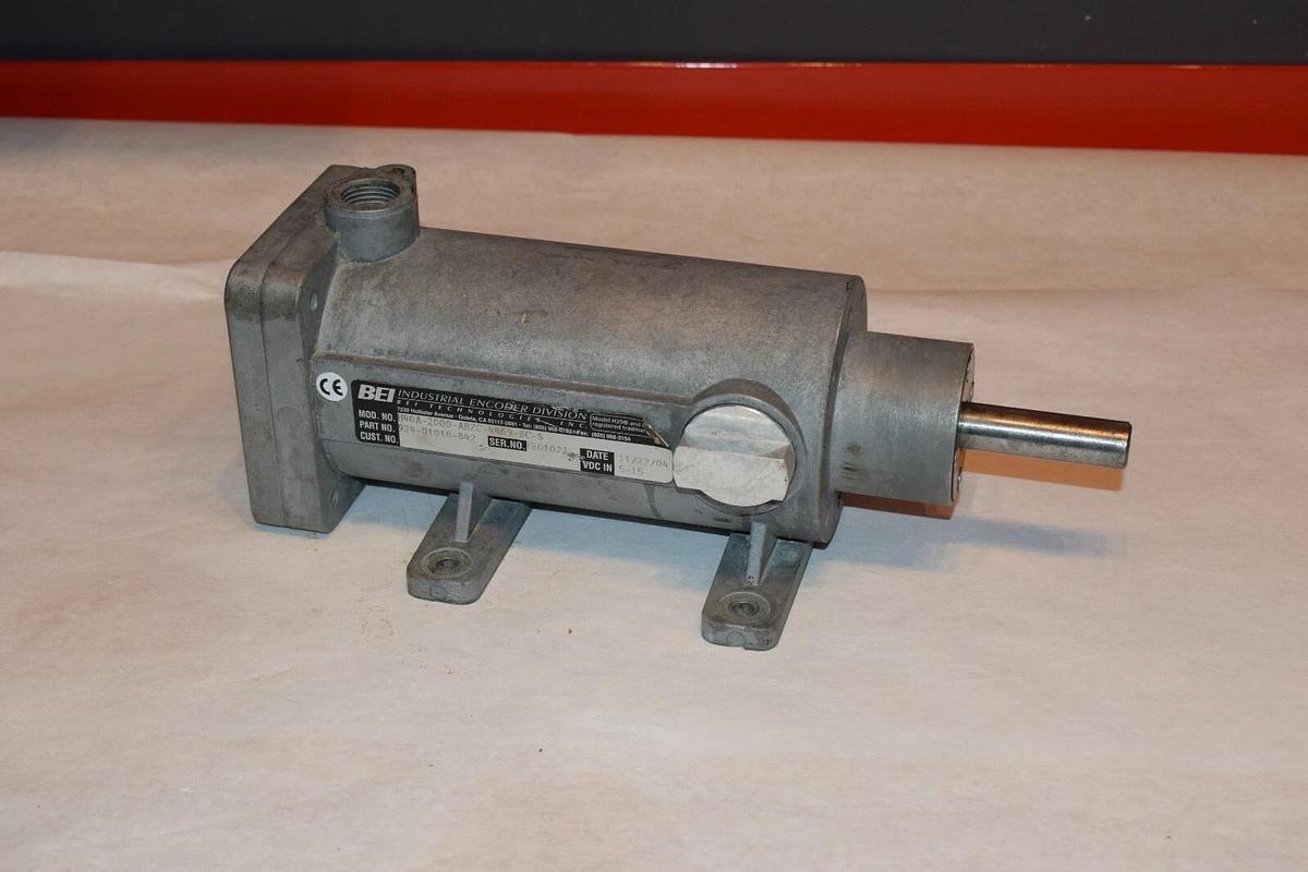 Used BEI 924-01018-842 H40A-2000-ABZC-4469-SC-S 5-15VDC MODEL H25 ENCODER