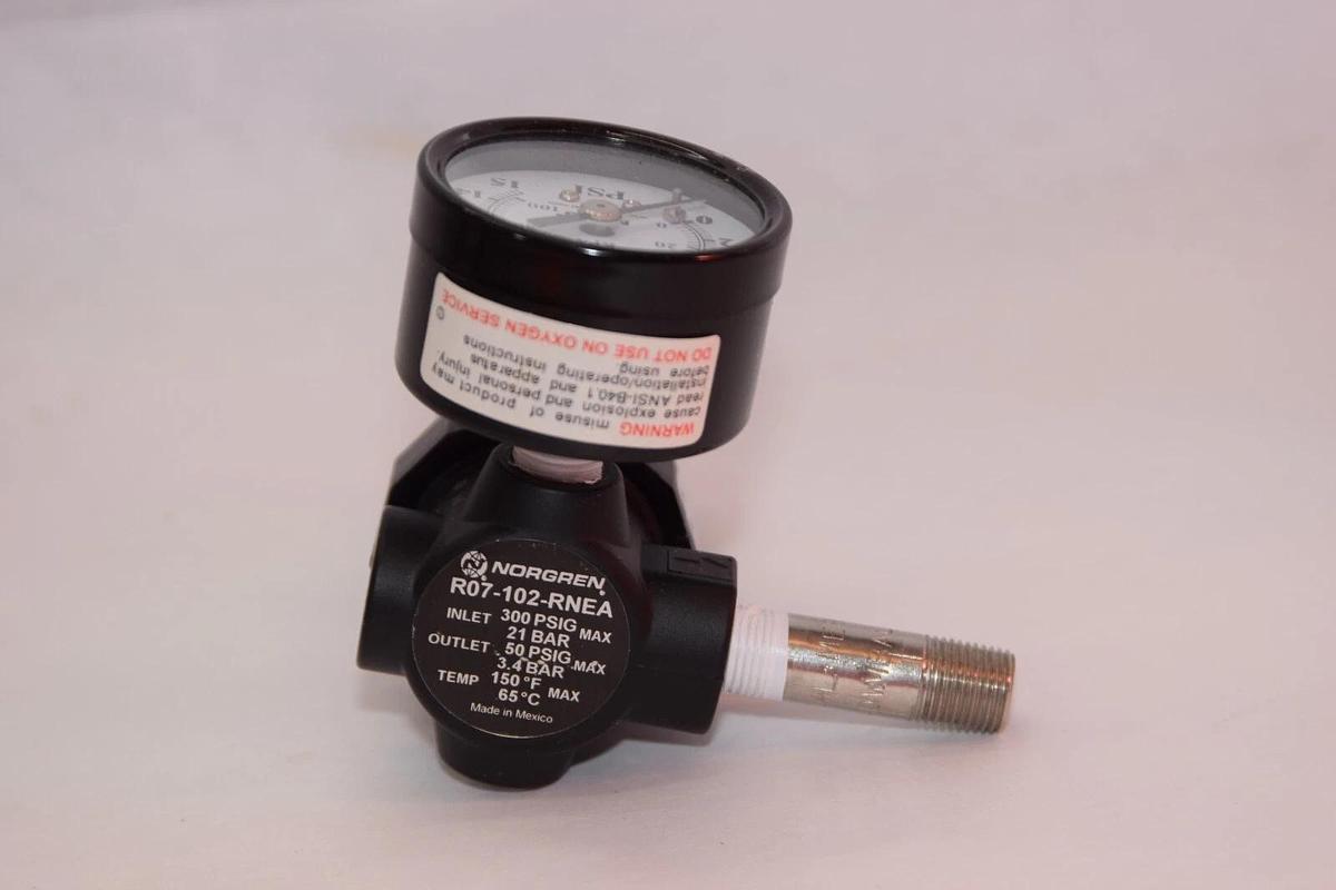 (NEW) NORGREN R07-102-RNEA Regulator with Meco 100 0-15psi Gauge