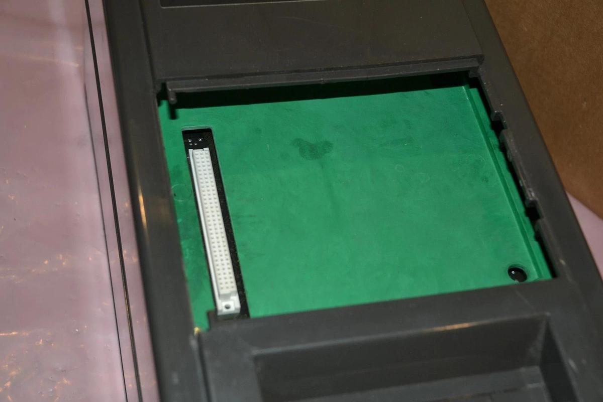 Used MITSUBISHI MELDAS E1 SU30A su-30a SERVO CONTROLLER DRIVE