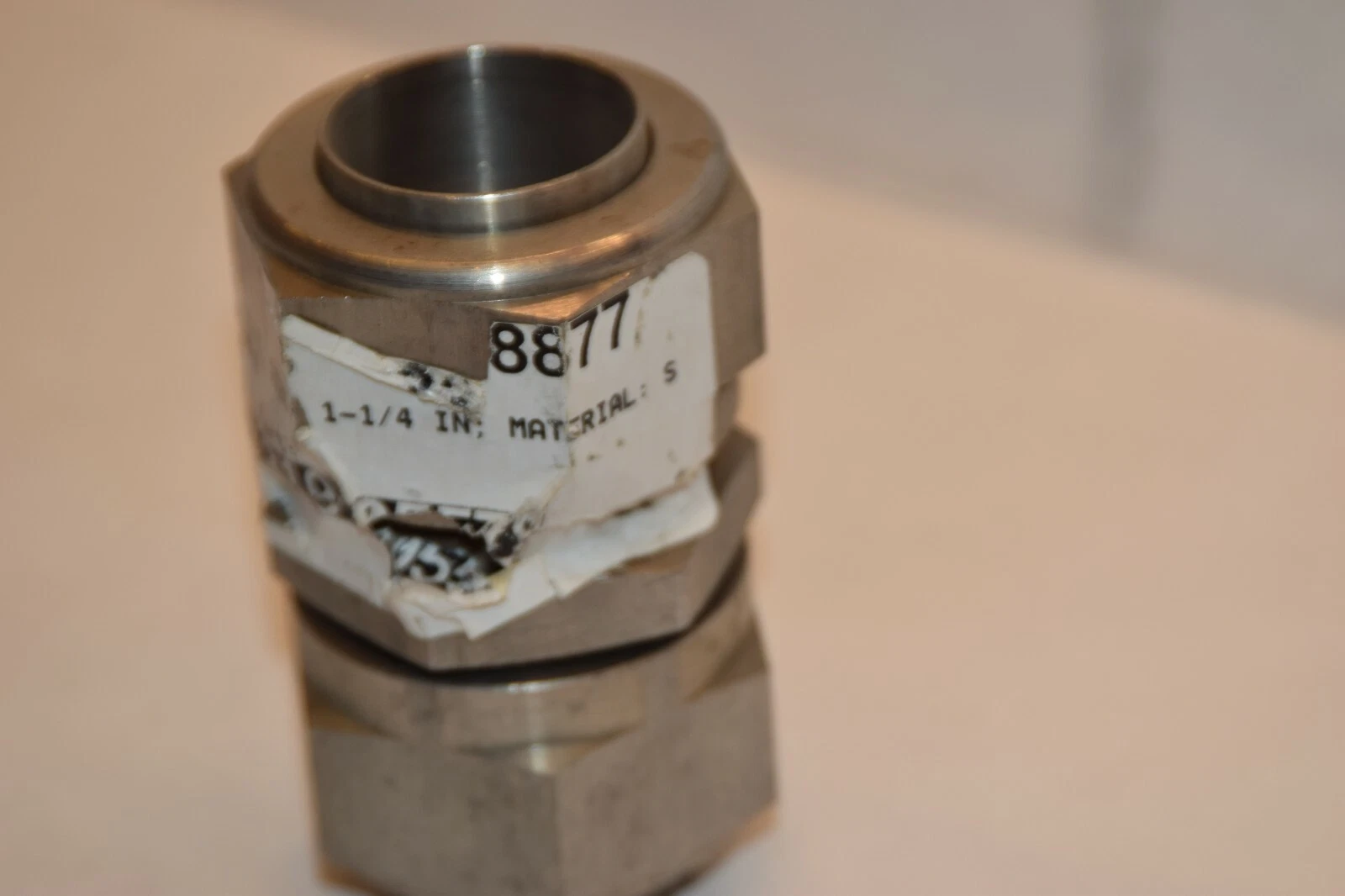 (New) PH 319-05579 1-1/4" Tube to tube UNION ADAPTER STAINLESS STEEL Swagelok ?