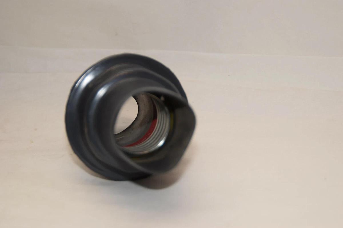 (NEW) PLASTI-BOND PRLTR150 Red H2OT 1-1/2" Coated Conduit Comb. Plug Fitting