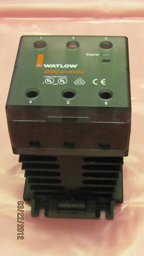 Used WATLOW CONTROLS DIN-A-MITE DB3C-1560-C000 DB3C 1560 C000 DB3C1560C000