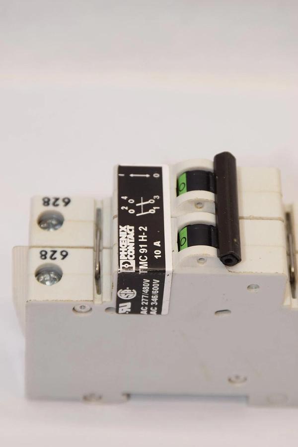 (NEW) PHOENIX CONTACT TMC91 H-2 TMC91H-12 10A 2Pole Breaker Switch