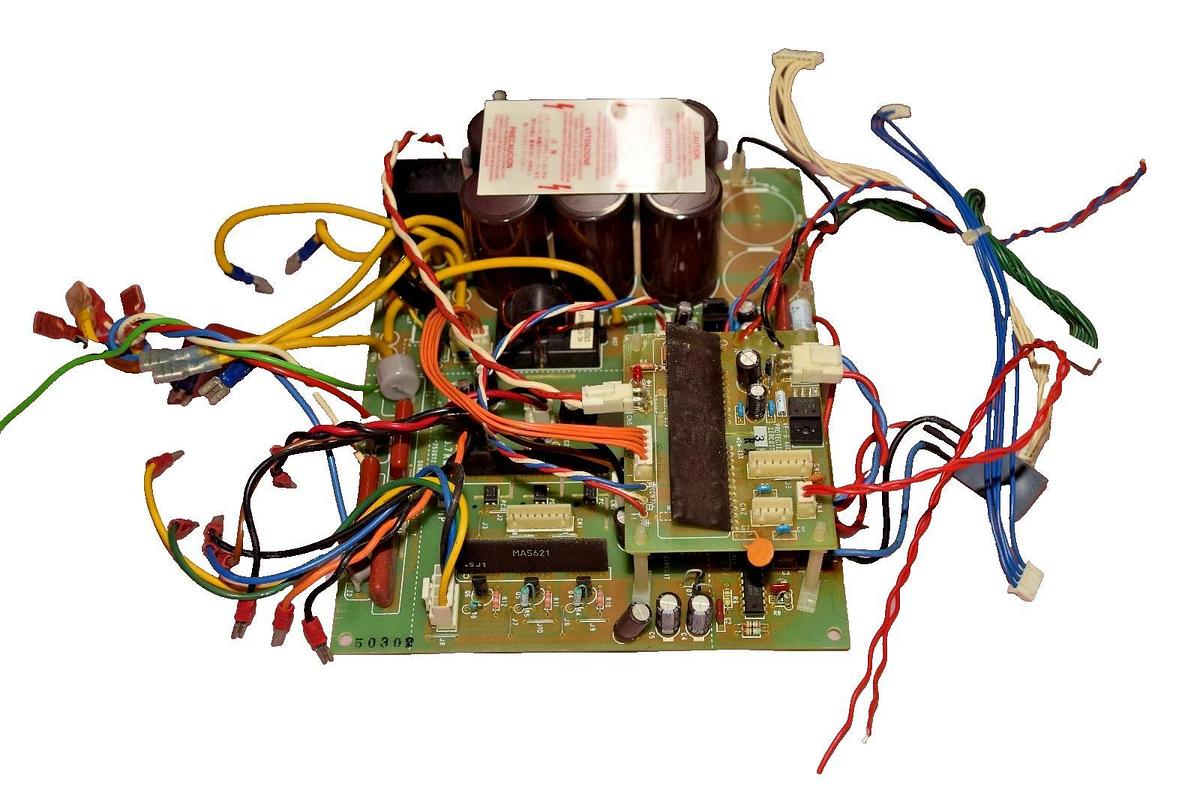 Used Allen Bradley 1333 Drive Circuit Board 1-752072, VF-6 460V 3.7KW-1, 3 HP,