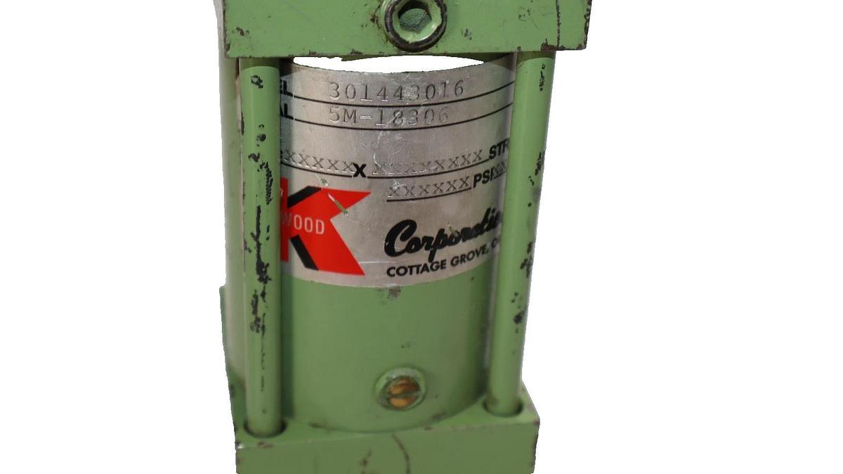 Kimwood Hydraulic Cylinder 301443016 5M-18306 3/4" Bore  (NOS)