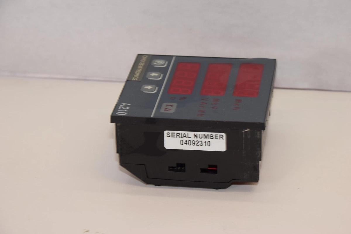 Used OHIO SEMITRONICS A210-001 , A210001 500V 5Amp 45-65Hz Display Module