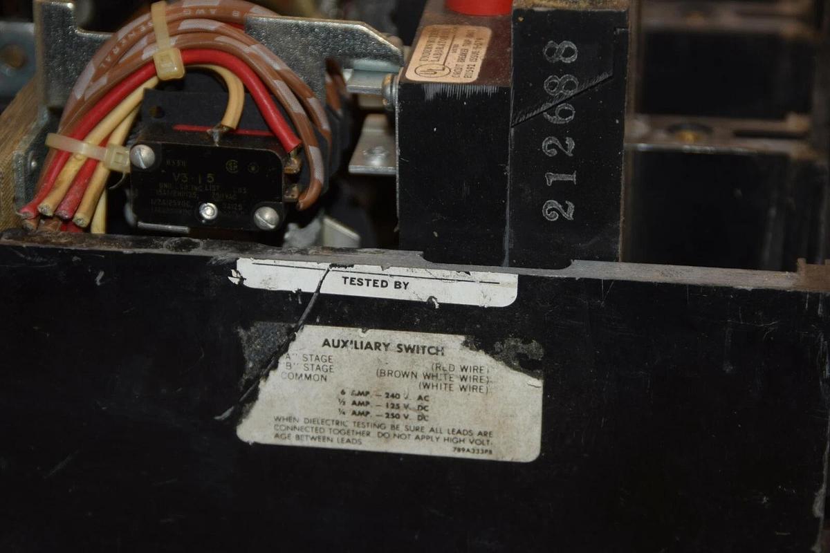 Used General Electric TKMA836T700 700A Breaker