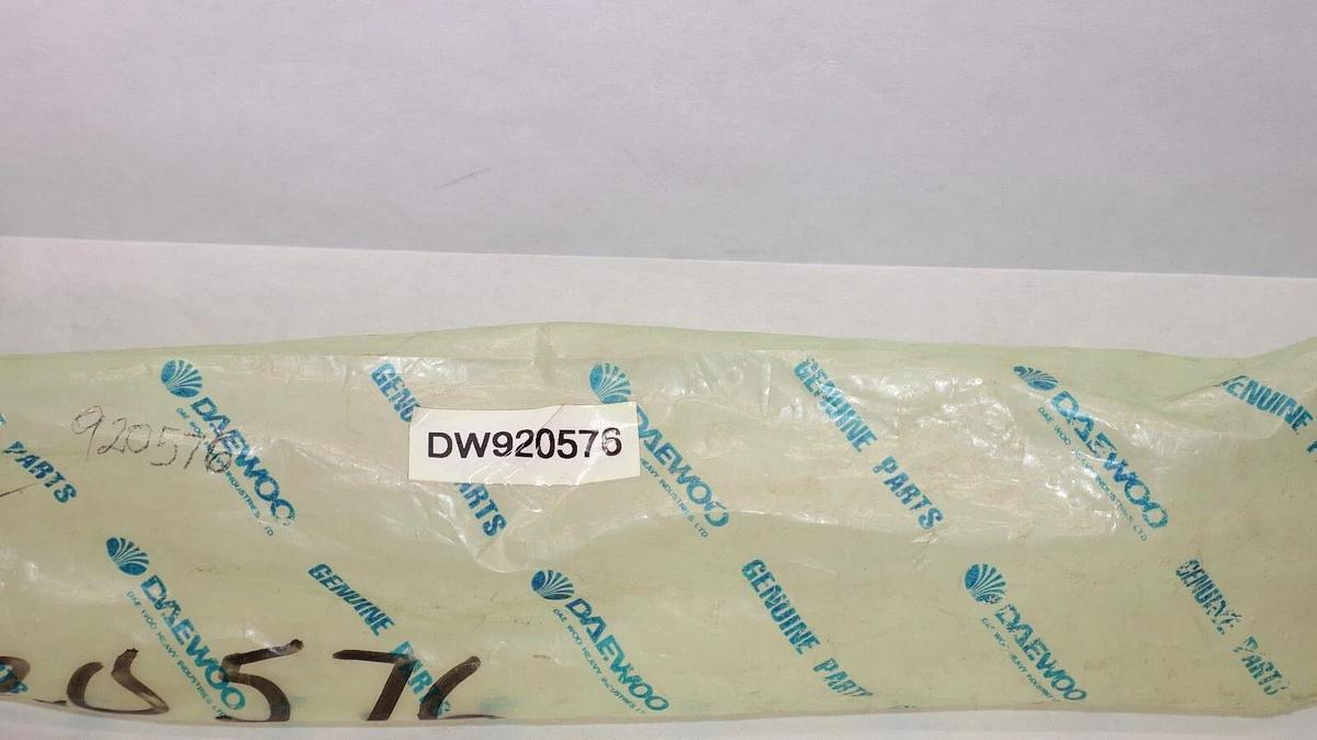 (NEW) DAEWOO HEAVY INDUSTRIES DW920576 Forklift Tube Assembly