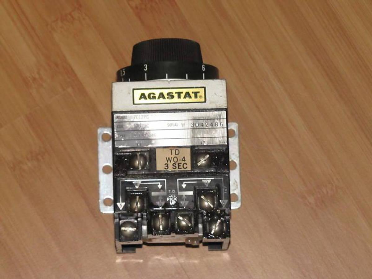 Used Agastat Timer 7012PC 1.5-15 Sec 120VDC Coil  1.5 - 15