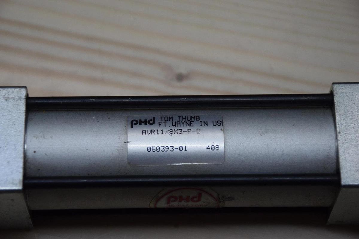 PHD Pnuematic Cylinder AVR11/8X3-P-D AVR11/8X3PD *NEW*