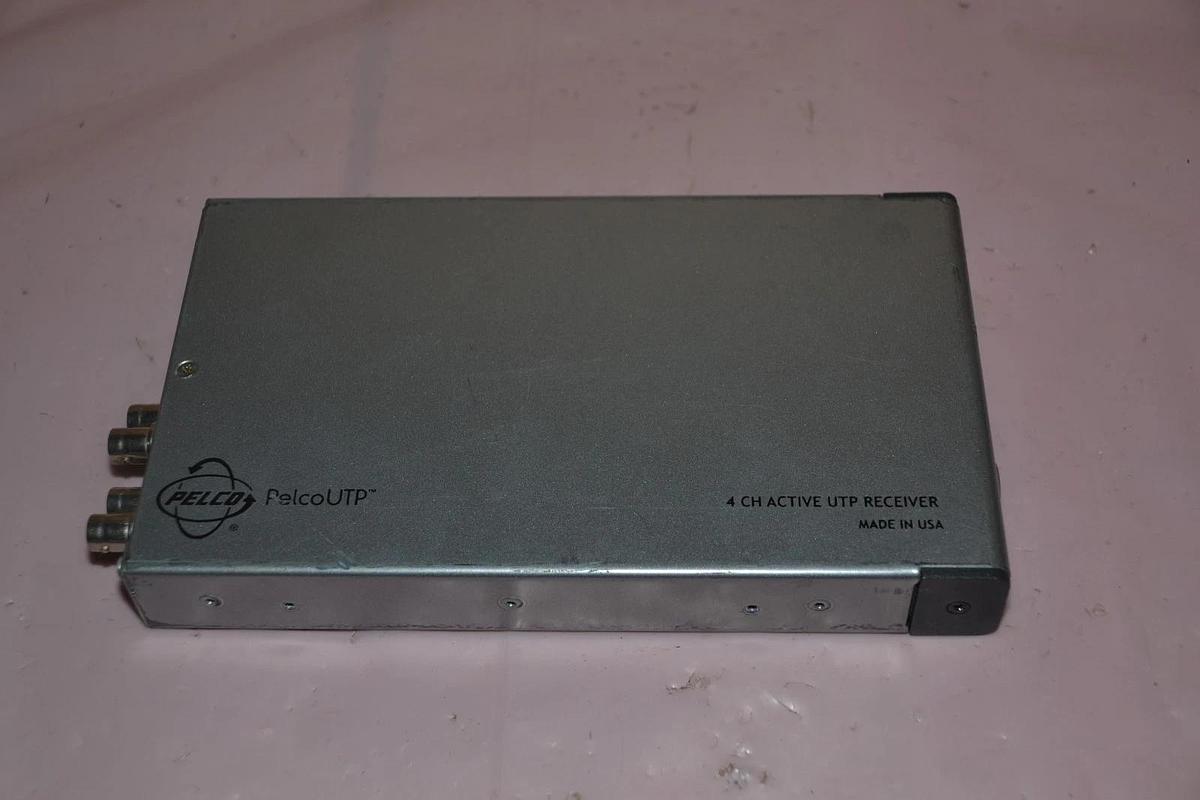 Used PELCO TW3004AR 50/60 Hz 10W 4 CHANNEL ACTIVE UTP RECEIVER