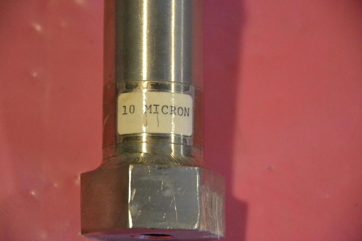 L&M Lockwood & McLorie Stainless Steel 10 Micron Filter Model 540 NEW