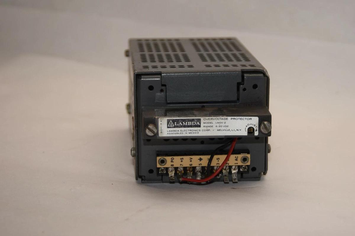Used LAMBDA LCS-A-10 LCSA10 LMOV-2 6-20vdc 105-132V 57-63Hz Regulated Power Supply