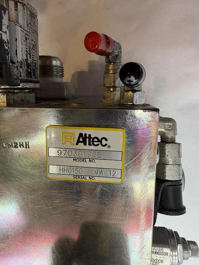 Used Altec 970301935 Hydraulic solenoid Valve Block