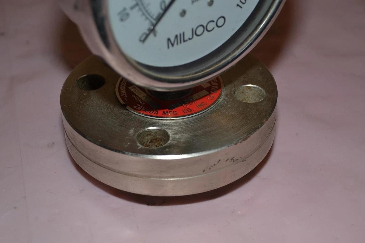 ZAVODA MFG T530-21 T53021 4218 100 PSI LIQUID FILLED PRESSURE GAUGE
