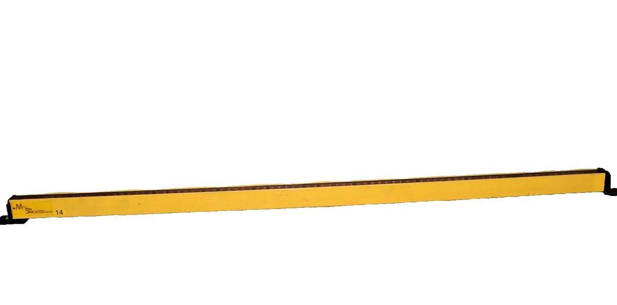 Used STI MCJ47-14-900-R3 70206-1033 Light Curtain Receiver