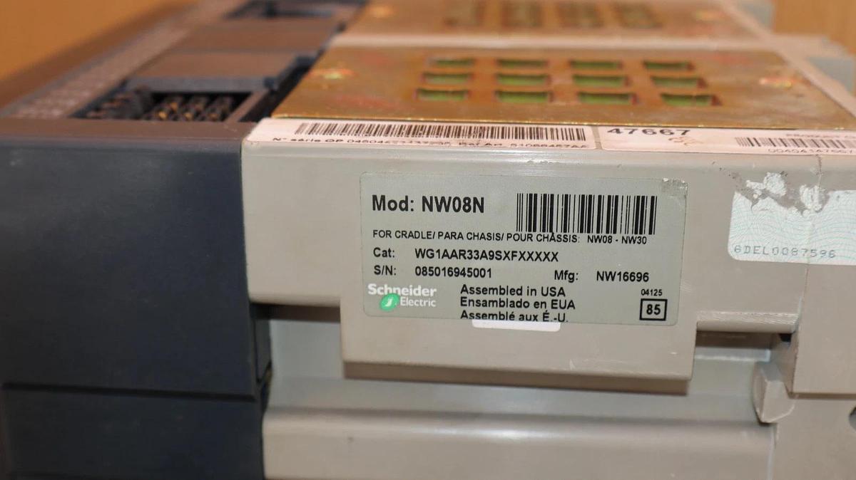 Refurbished Square D Circuit Breaker Masterpact NW08N 800A Micrologic 5.0 WG1AAR33A9SXFXXXXX