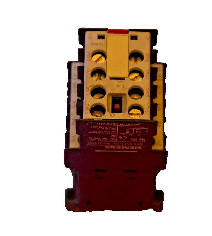 Used SIEMENS CONTACTOR 3TF2801-0BB4 3TF28010BB4 WITH 3TX4431-2A 3NO+1NC