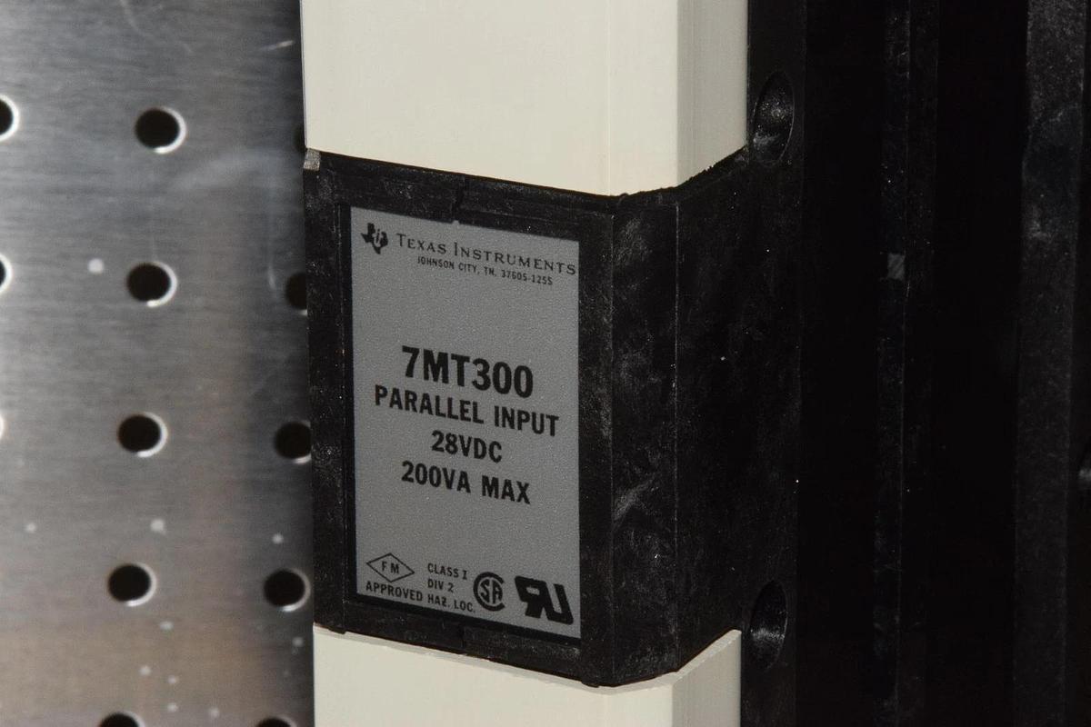 Siemens TEXAS INSTRUMENTS PLC 7MT-300  7MT300