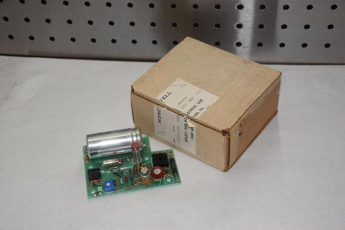 HONEYWELL 30680432 502 8546 CIRCUIT CARD ASSEMBLY NEW