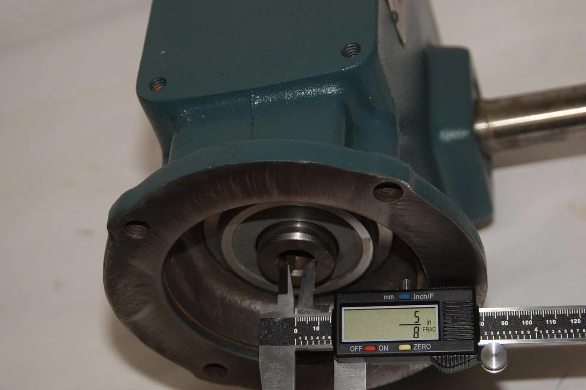 (NEW) DODGE MR94669L1 1.77Hp 1-1/8" Shaft TIGEAR Gear Box / Speed Reducer