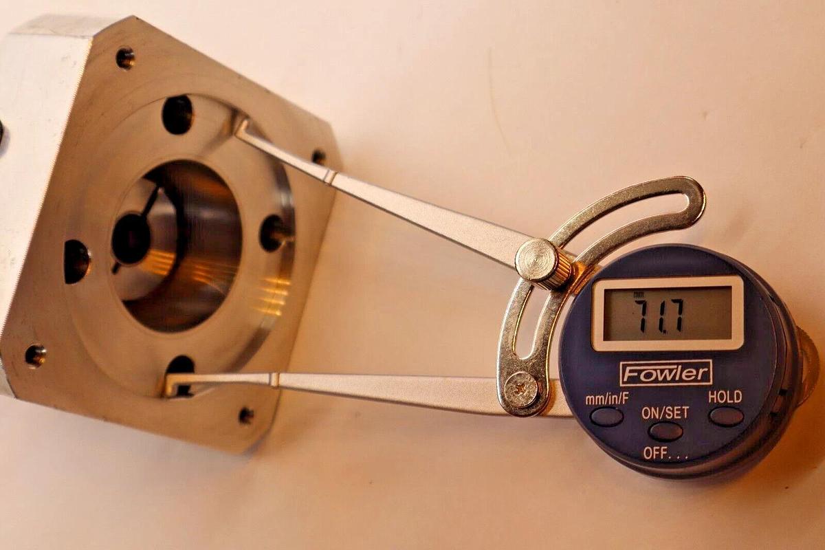 Used NEUGART 100275343 2308167-4-013 PLFN064-050-RSSD3AD-Z12.7/40 Gearhead Gear Head