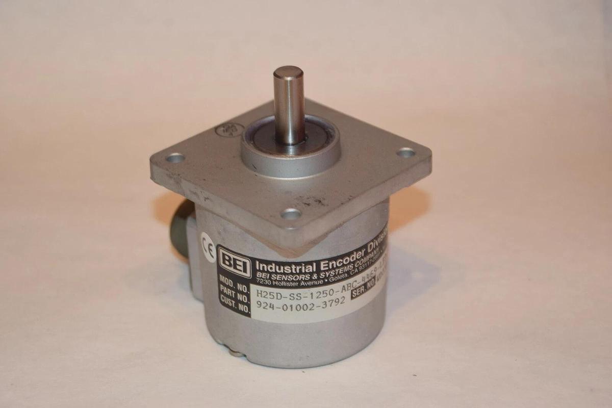 Used BEI 924-01002-3792 INDUSTRIAL ENCODER