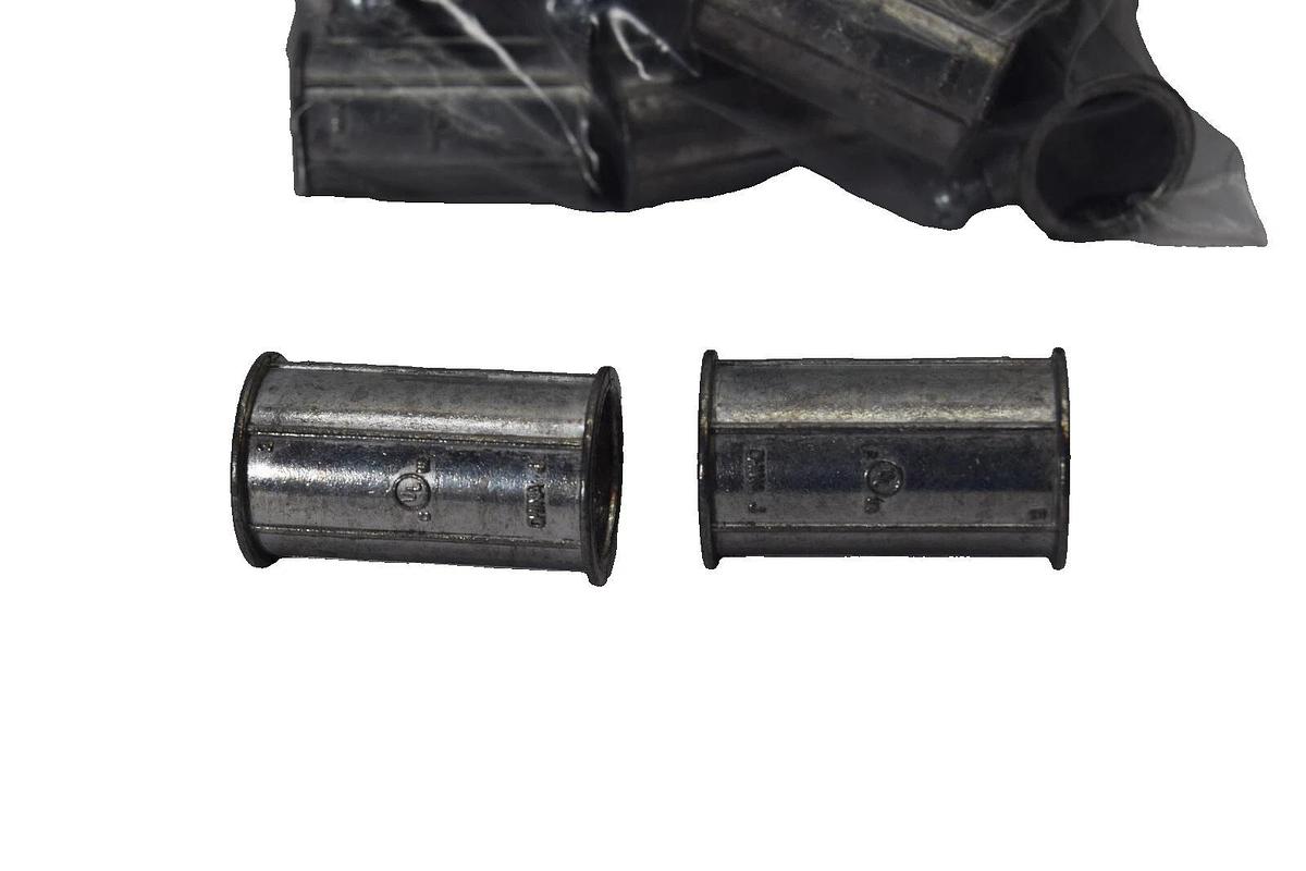 (Lot of 14) 1/2" EMT Set Screw Type Conduit Coupling Approx 1-1/2" Long (NEW)