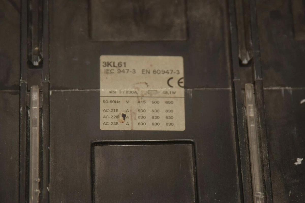 Used SIEMENS 630 Amp Switch Fusible Disconnect with fuse 3KL6130-1AB0  3KL61 30 1AB0