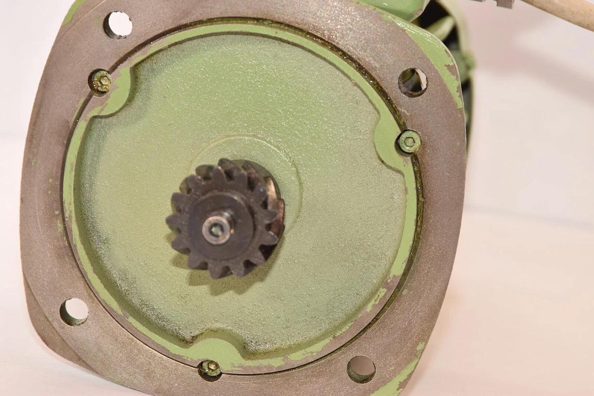 Used VEM MOTORS THURM KPR 63 G 6 273784207 265/460V 60Hz 0.30kW Electric Motor