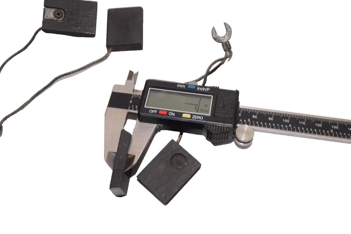 Southern Carbon Motor Brush Brushes 89 1" x 1/4" x 1-7/16" 89KJ *NEW Lot of 2