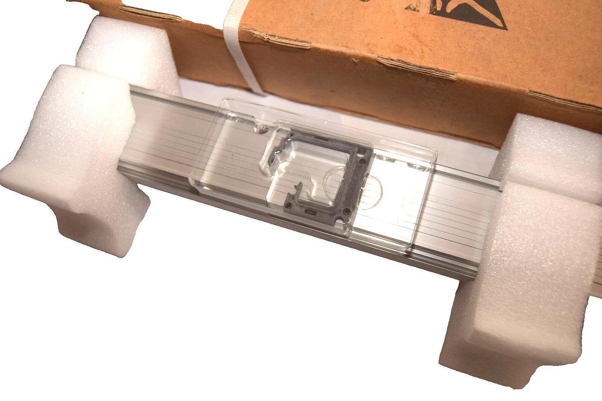 HEIDENHAIN 315 423-02 , 315423-02 , LB 302 1200mm Scale Housing (NEW)