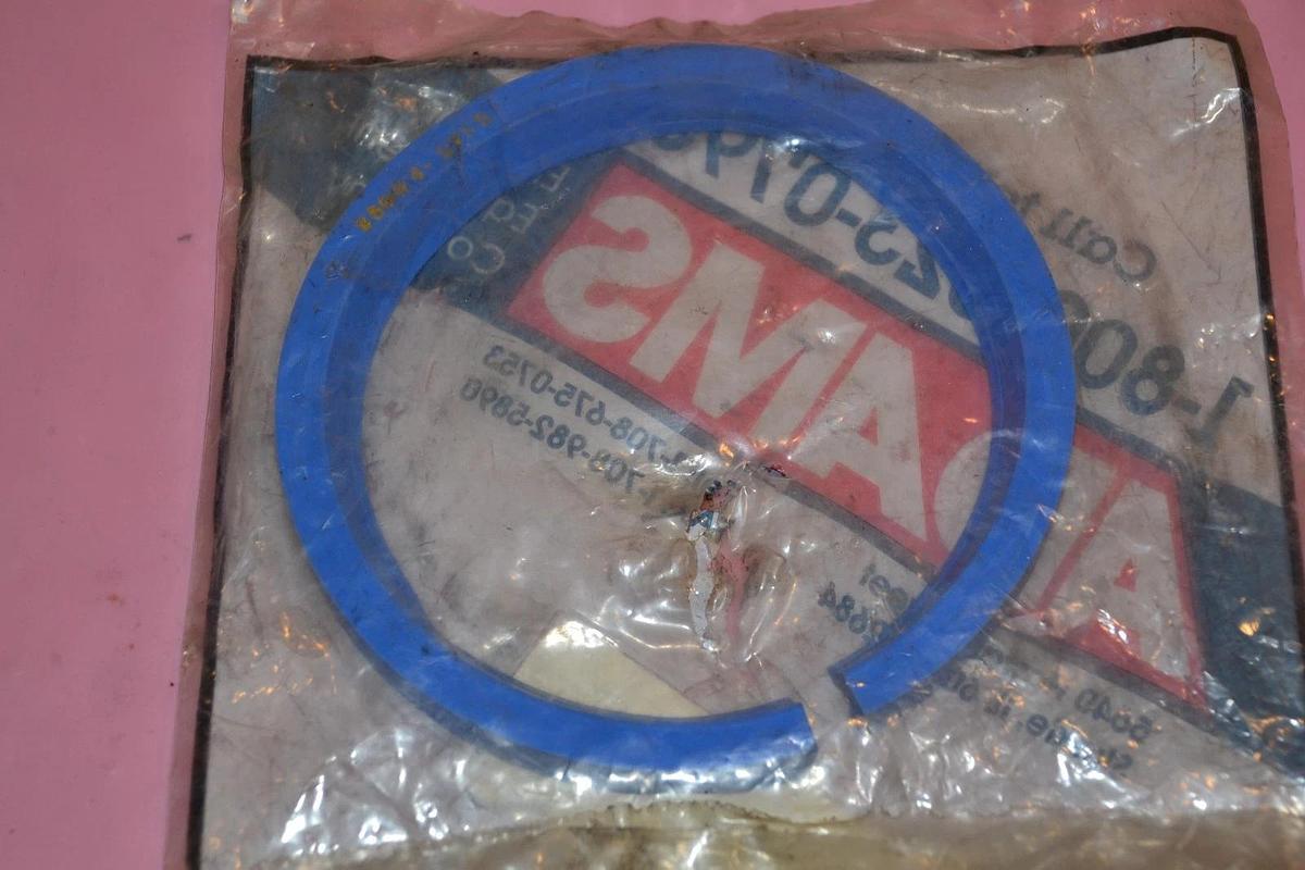 ADAMS SILICONE OIL SEAL W872E18 X30E18 NEW