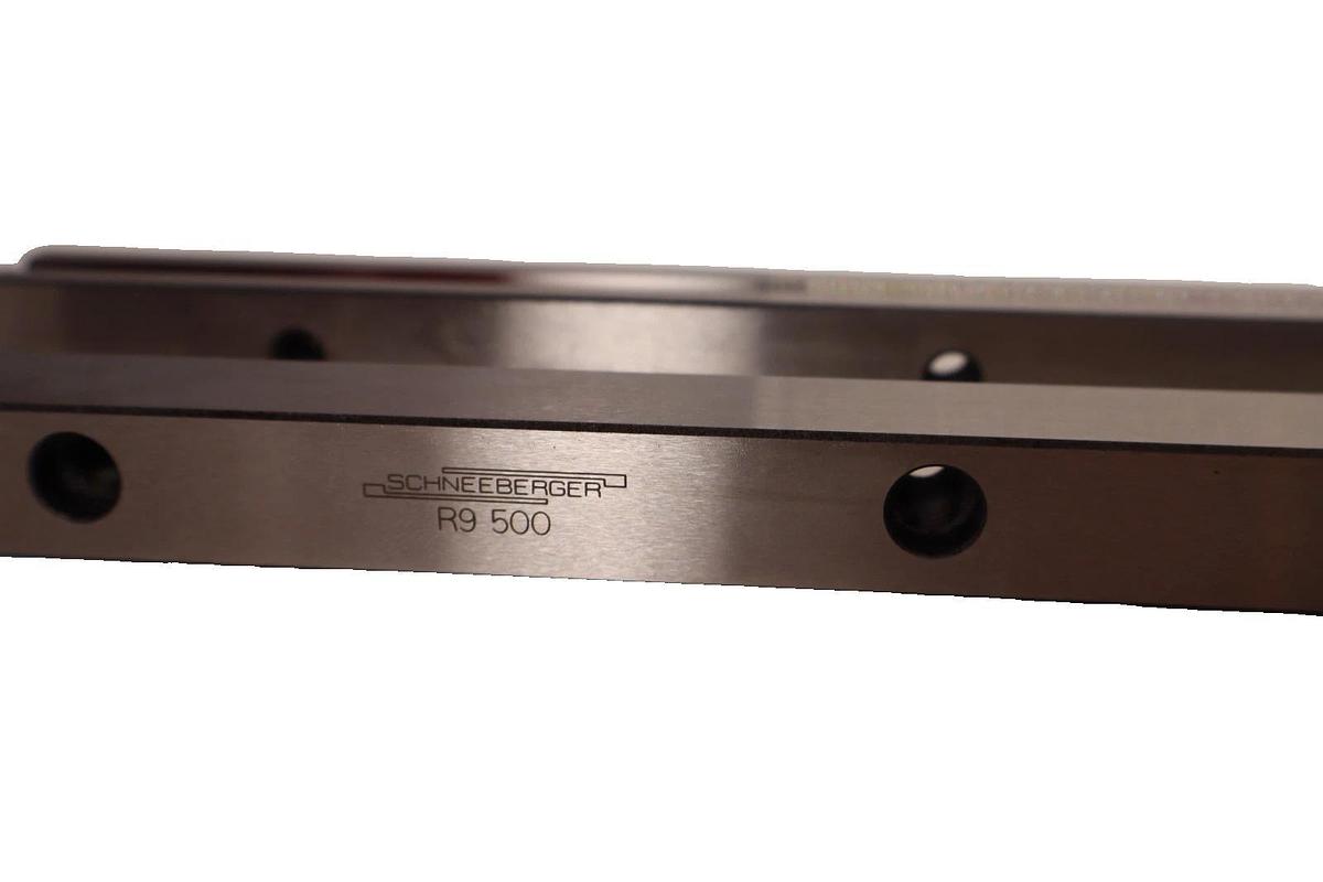 Schneeberger R9 500 , R9-500 , R9500 Cross Roller Linear Guideway (New-Lot of 2)