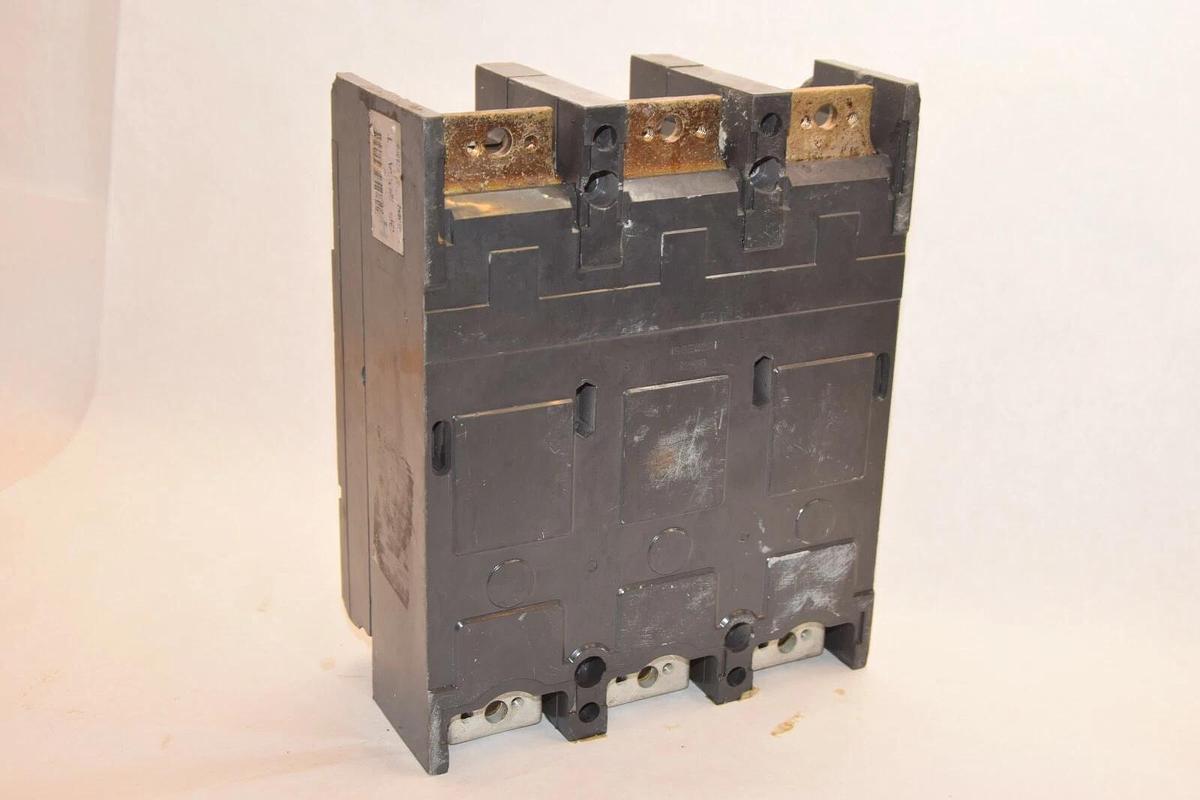 Used GENERAL ELECTRIC TJJ436200 200A 200 Amp 3P MAG ADJ 600-2000A Circuit Breaker