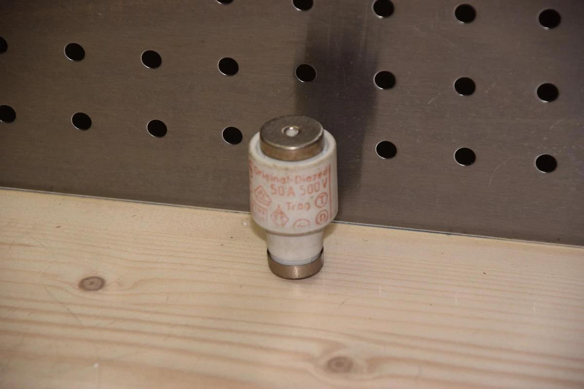 Siemens Original Diazed 50A 500V 50Amp Trag Fuse 50 A (NOS)