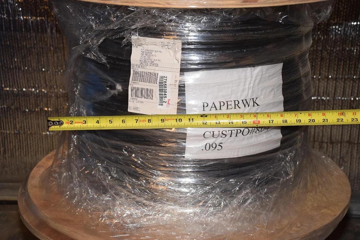 2 Large Reels, CORNING FIBER OPTIC OPTICAL CABLE 10-11, 6 SME, 002782 SPOOL REEL