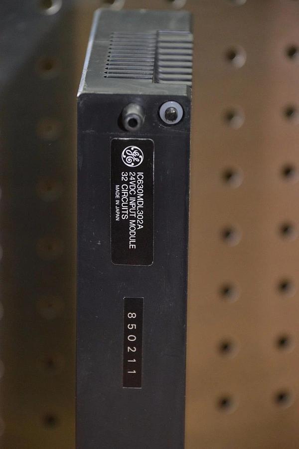 Used GENERAL ELECTRIC 24VDC INPUT MODULE  IC630MDL302A