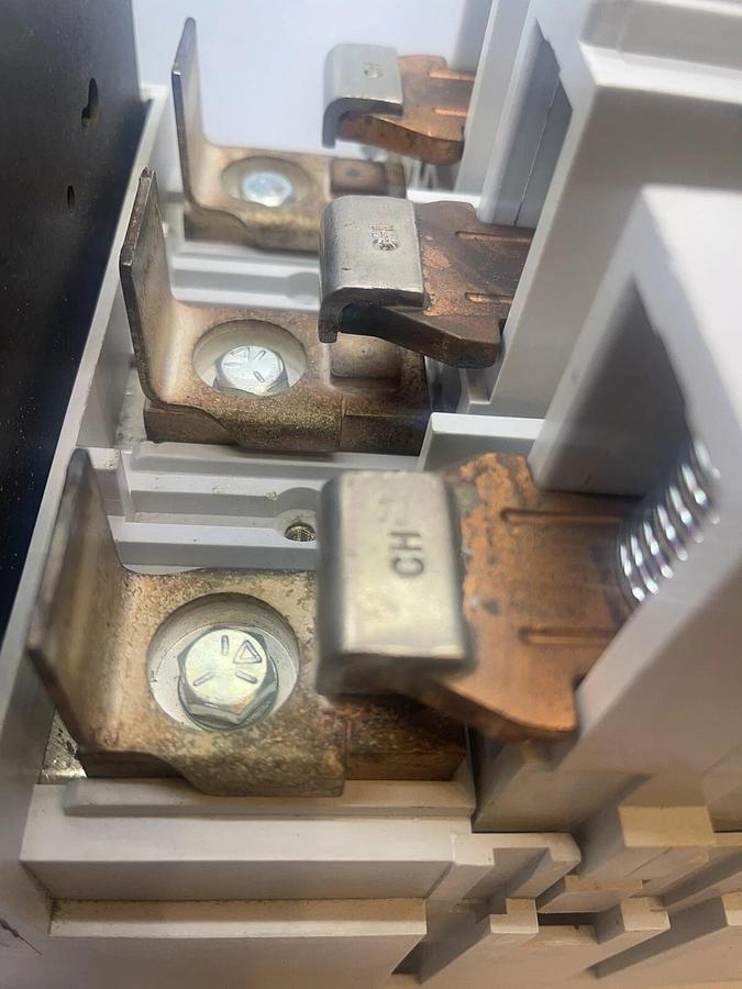 (New) Cutler-Hammer Westinghouse W200M5CFC Size 5 Motor Starter  1A96725C01