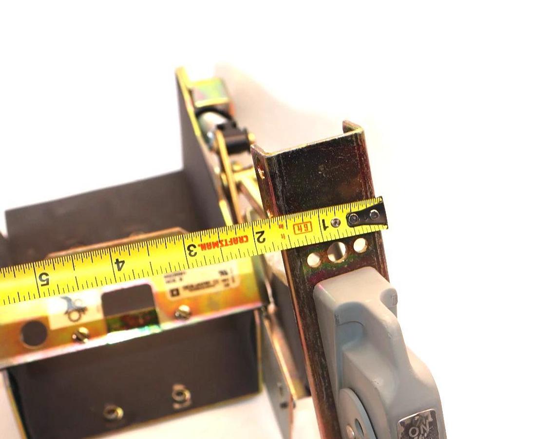 Used SQUARE D 9422RN1 Remote enclosure Disconnect Switch handle for FAL34000 Breaker