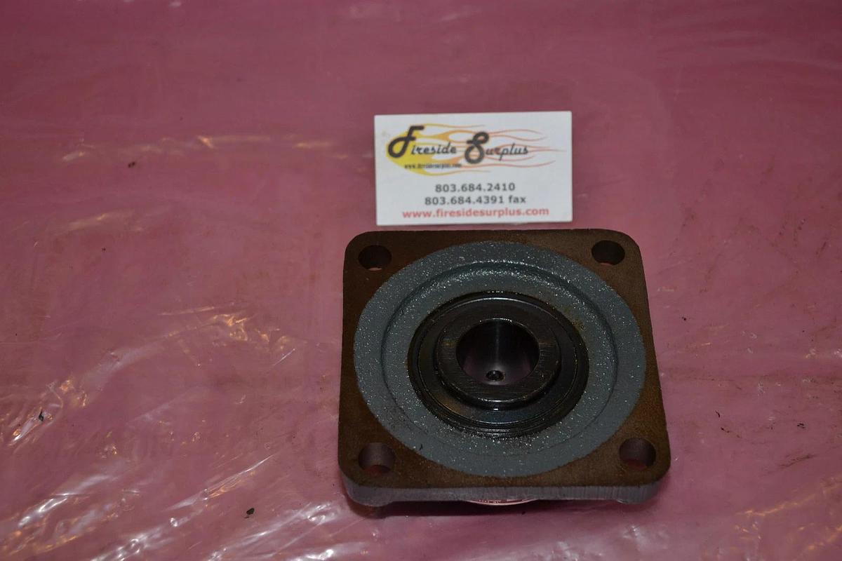 SEALMASTER FLANGE BEARING MSF-10 1 3/16  MSF10 1-3/16  NEW