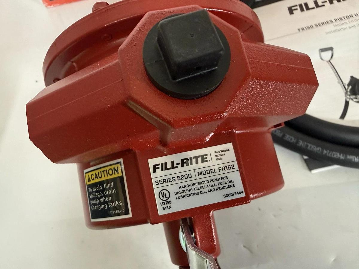 Fill-Rite FillRite 5200 Series Piston Hand Pump Hose & Nozzle FR152 20Gal (NEW)
