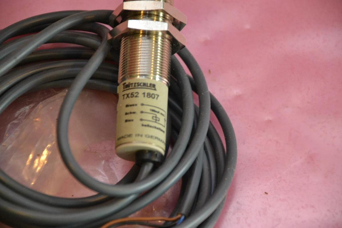 TRUTZSCHLER PROXIMITY SWITCH SENSOR TX52-1807 TX52 1807 TX521807 03 NEW