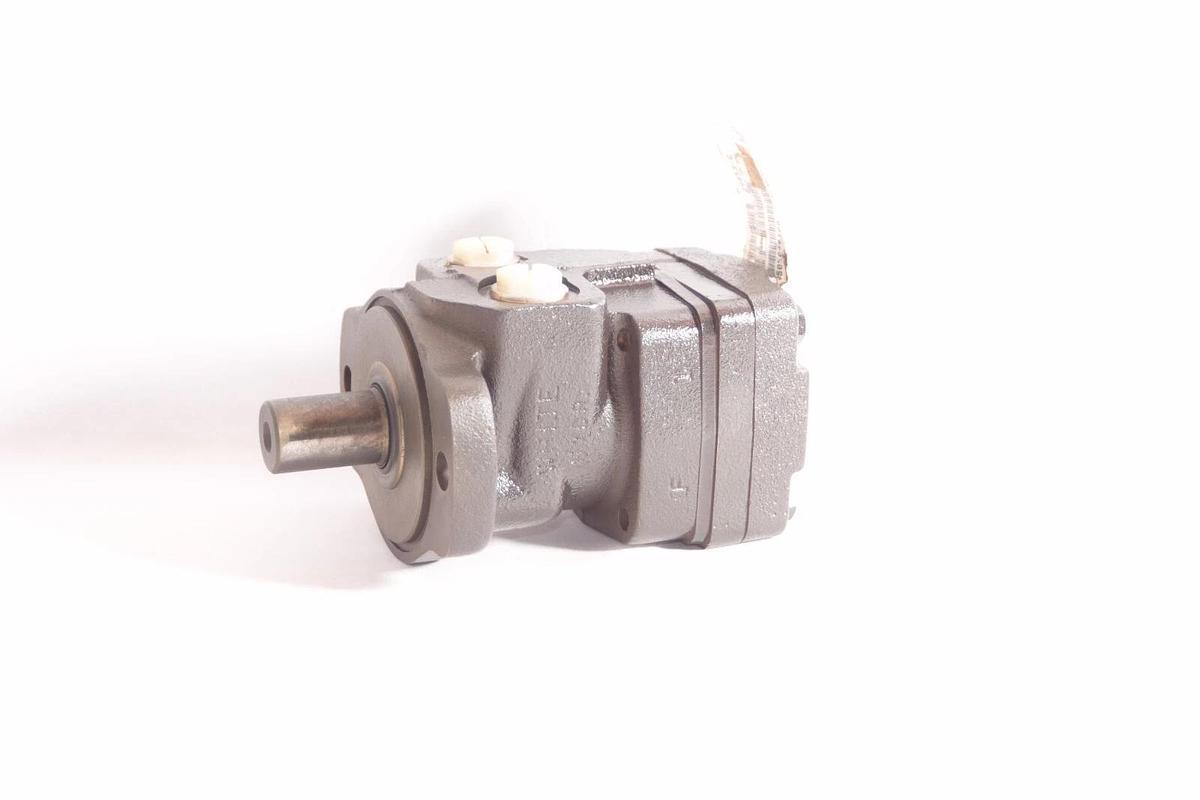 (NEW) WHITE 29053-6 , RS05040100 Roller Stator